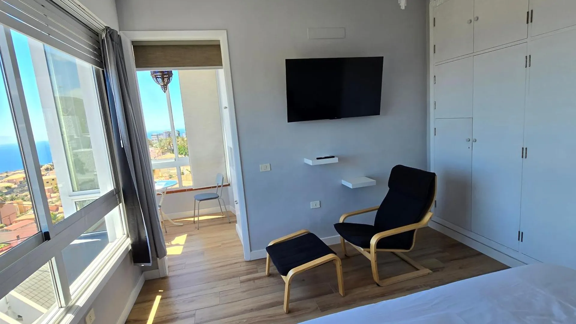 アパート Apartamento Las Vistas サンタクルスデテネリフェ